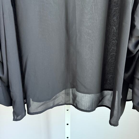 ELOQUII sz 24 black roll tab sleeve blouse - Picture 9 of 9